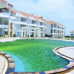 Oyo Premium Ocean